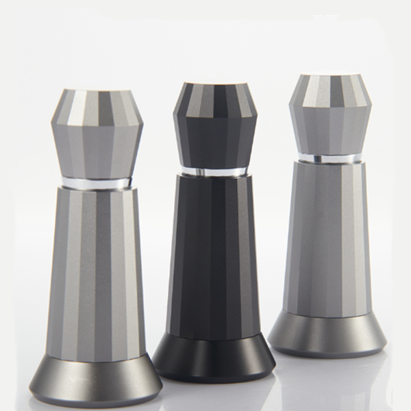 مفكك تكتلات بمقبض معدني