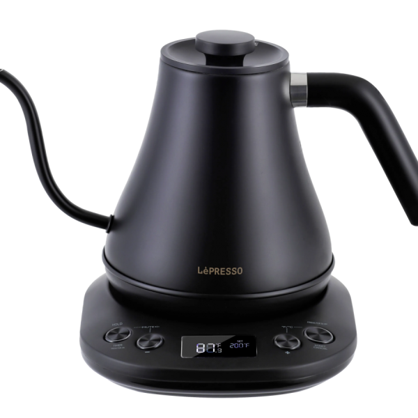 غلاية كهربائية بقوة 1200 واط أسود ليبريسو